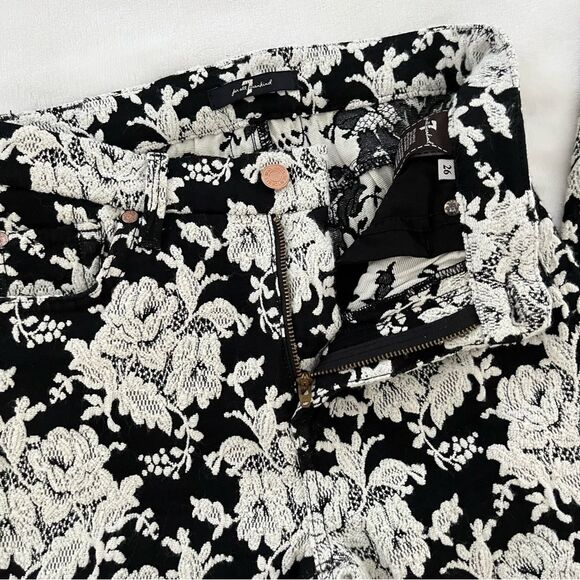 7 For All Mankind Black and White Embroidered Floral Skinny Pants, Size 26 - Picture 9 of 12